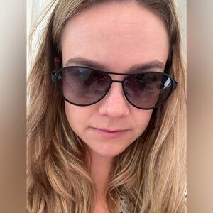 Marc Jacobs NWOT Aviator Women’s Sunglasses Black